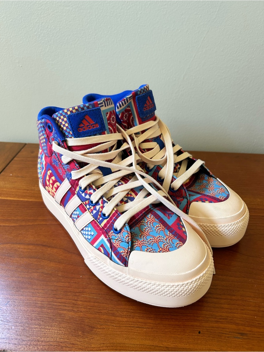 adidas Farm Rio Women's Multicolor Patterned High-Top Sneakers 7.5 - Picture 2 of 4
